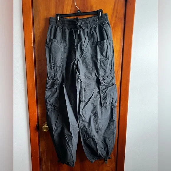 Aerie Cargo Track Pants - Picture 4 of 8